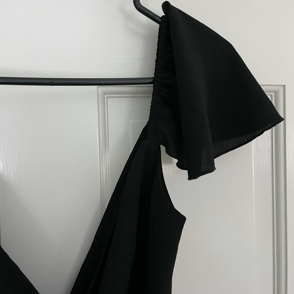 NWOT Show Me Your MuMu Black Elena Wrap Romper - Picture 5 of 12